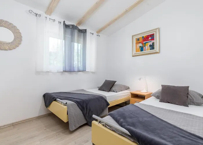 2 Bedroom In *