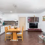 Stunning In Holiday home