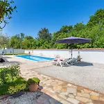 Stunning In Holiday home Pula