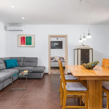 Dom wakacyjny 2 Bedroom In