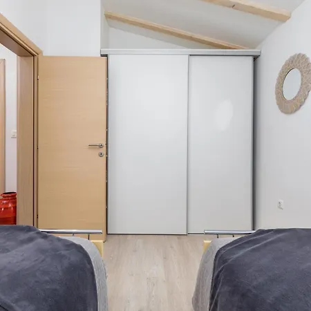 2 Bedroom In Dom wakacyjny *